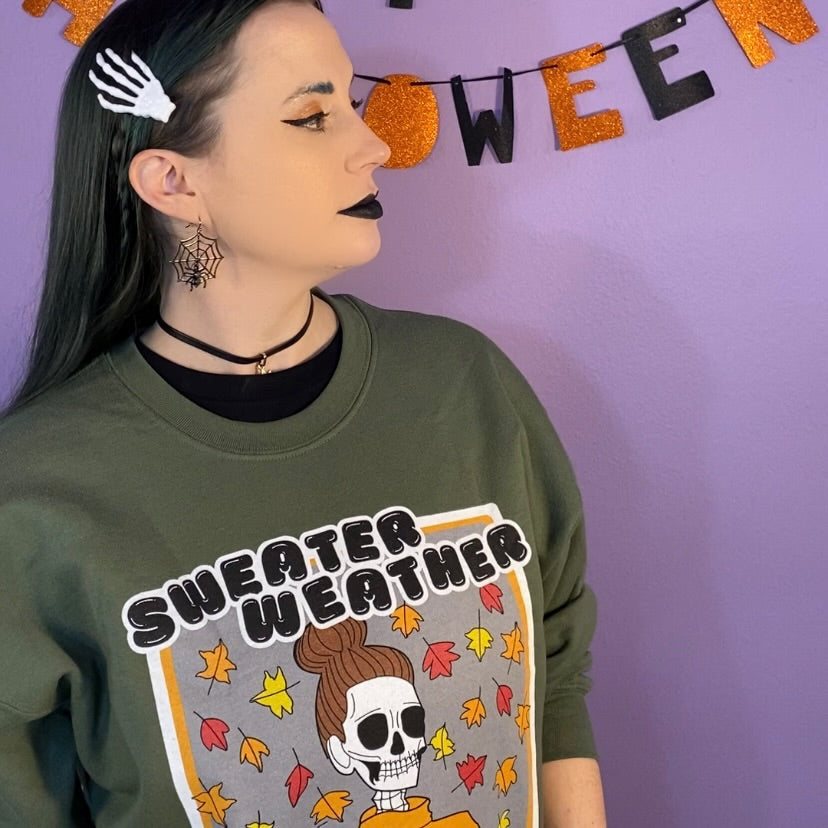 Sweater Weather Skeleton Halloween Crewneck Sweatshirt (FOREST GREEN)